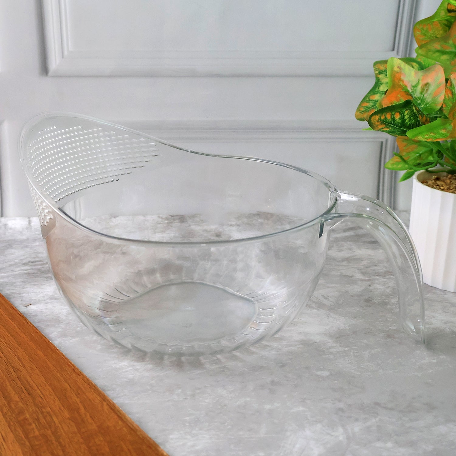 Supermom Multipurpose Transparent Plastic Bowl / Basket with Handle (1 Pc) Supermom Multipurpose Transparent Plastic Bowl / Basket with Handle (1 Pc)